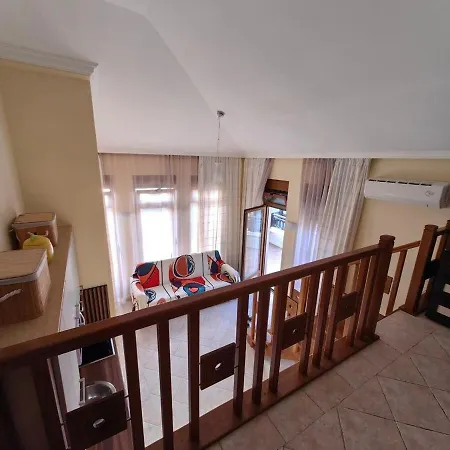 Apartament Sea View And Bŭnzarito